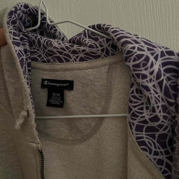 medium champion zip up sweater - Picture 3 of 3